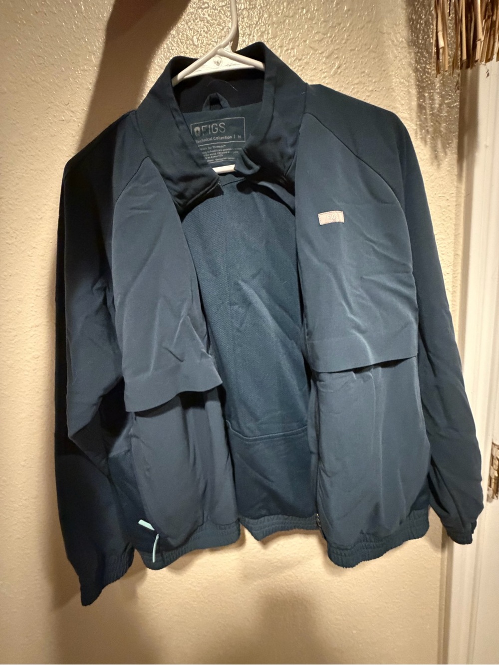 Figs Men’s Dark Navy Windbreaker Jacket